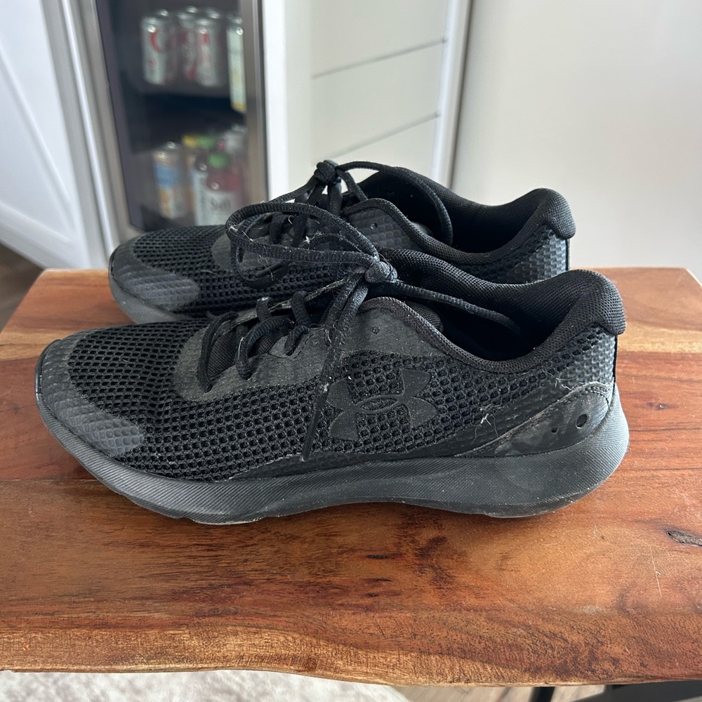 Under Armour Black Mesh Athletic Shoes - Picture 3 of 5
